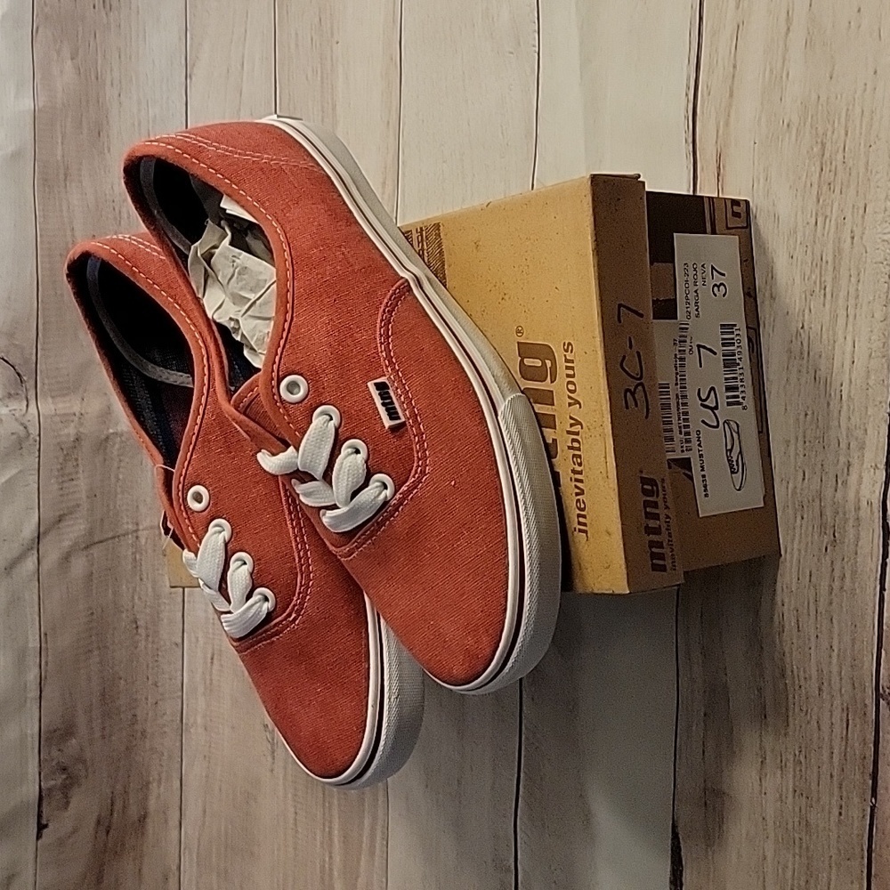 MTNG Mustang Red Canvas Sneakers Size 38 / US Size 7 Women's
